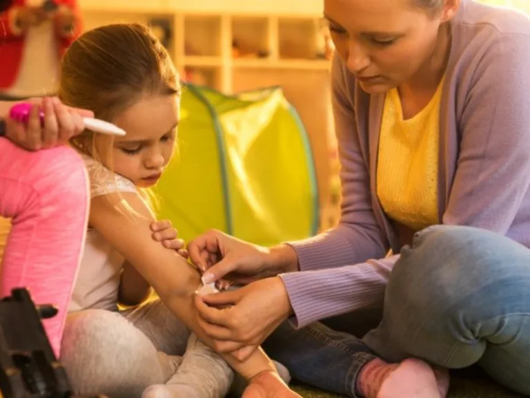 What to Do if a Child is Injured at School as a Teacher